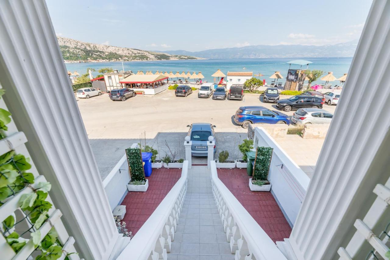 Beach Holiday Baska Екстериор снимка